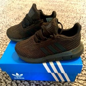Toddler Adidas Swift Run I (6C)